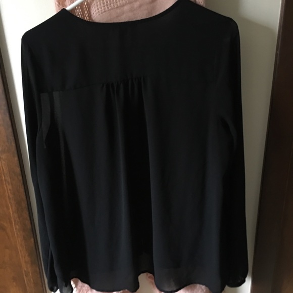 Chiffon black top with stud details - Picture 2 of 2